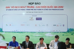 120 tay golf dự giải vô địch golf trung - cao niên quốc gia 2015