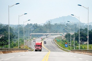 Nghi vấn công ty Hàn Quốc lập quỹ đen xây cao tốc: Thanh tra các dự án do POSCO tham gia