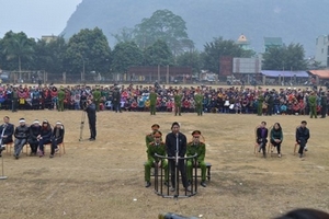 Hạ sát Phó Giám đốc ngân hàng vì bị sỉ nhục…không tìm được gái