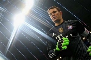 Thủ thành Manuel Neuer giành cú đúp giải thưởng danh giá