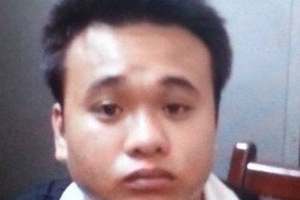 Tiếc chiếc túi còn mới, kẻ cướp mang về cho vợ