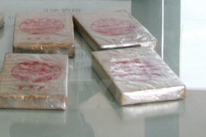 Công an Lai Châu bắt giữ 2 đối tượng vận chuyển heroin đi tiêu thụ