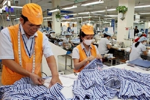 GDP sáu tháng đạt mức tăng trưởng mức cao nhất từ năm 2010