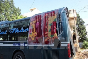 Đắk Nông: Triệu tập 3 kẻ ném đá khiến tài xế xe khách bị thương