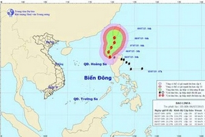 Bão giật cấp 11 tiến vào Biển Đông