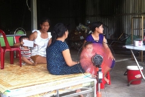 Đau lòng con rể tự thiêu, đốt gia tài bạc tỷ nhà bố mẹ vợ