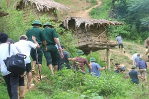 Vụ thảm sát 4 người tại Nghệ An: Nghi phạm là hàng xóm của gia đình nạn nhân