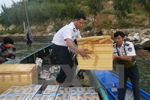 Công an Bình Dương liên tiếp bắt giữ hai vụ vận chuyển hàng lậu