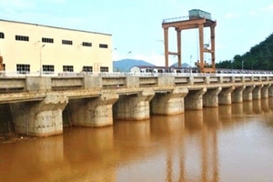 Thanh Hóa: Phát hiện thi thể nam giới ở cửa xả lũ nhà máy thủy điện