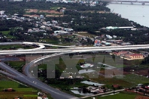 Gỡ “nút thắt” đền bù để tăng tốc phát triển hạ tầng giao thông