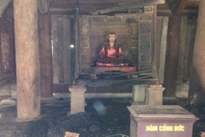 Án gian hơn 300 năm tuổi ở chùa Bút Tháp bị cháy hoàn toàn