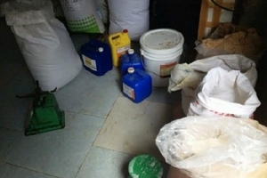 Bắt quả tang cơ sở sản xuất kem Tràng Tiền, sữa chua giả