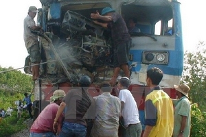 Tai nạn giao thông đường sắt gia tăng do ôtô đâm va vào tàu hỏa