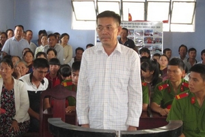 Lĩnh 3 năm tù vì dùng thuốc nổ để đánh bắt cá