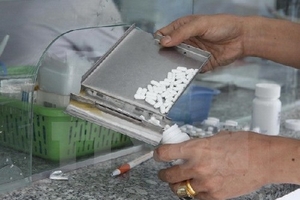 Kiện toàn các phòng khám ngoại trú cho chương trình điều trị HIV