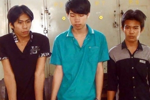 Nhân viên dàn cảnh để trộm cắp điện thoại giá trị lớn