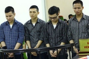 Tiếp tay cho nhóm lừa đảo nước ngoài, phiên dịch viên đưa các bạn vào tù