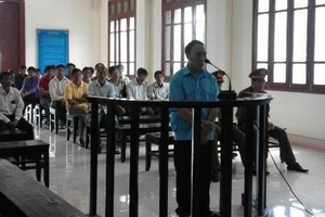 Giết người đẩy xuống vực, cướp 100 triệu đồng