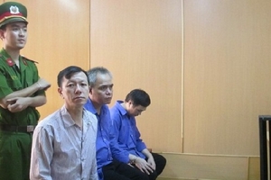 Cạm bẫy “đỏ đen” của siêu lừa có “tài” đoán số