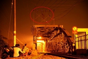 Nam thanh niên múa hát trên cầu bị tàu hỏa tông chết