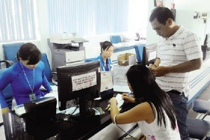 Vé tàu Tết lại gặp sự cố vì lỗi… nhà mạng