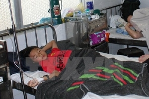 Buộc cơ sở bánh mỳ gây ngộ độc chi trả phí điều trị cho nạn nhân