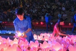 Thái Lan tổ chức lễ hội thả hoa đăng Loi Krathong tại Việt Nam