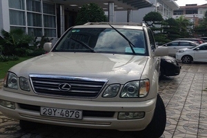 Xe sang dùng biển số giả “gắn mác” báo chí