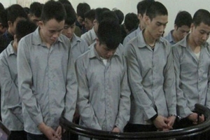 Nhóm trai làng vô cớ giết người vô tội