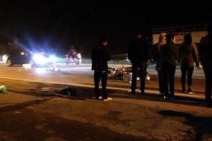 Hà Nội: Va chạm với xe khách, 1 quân nhân tử vong