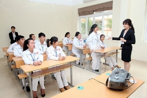 Nhật Bản tăng cường hợp tác y tế và lao động với Việt Nam