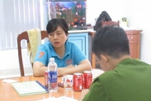 Truy tố hai phụ nữ trong đường dây lừa bán gỗ chiếm đoạt hơn 3 tỷ đồng