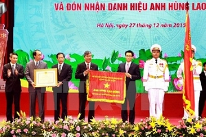 Viện Huyết học-Truyền máu đón nhận danh hiệu Anh hùng Lao động