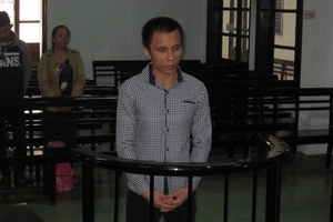 Buôn "thảo mộc khô" để kiếm lời