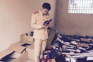 Thanh Hóa: Bắt hàng loạt vụ hàng hóa phạm lỗi đầu năm