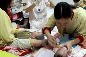 Bài học đau lòng về bùng phát dịch bệnh do không tiêm chủng