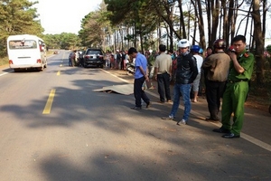 Đắk Lắk: Qua đường lúc nửa đêm, người đàn ông bị ôtô đâm tử vong