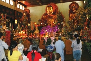 Đi lễ đầu năm