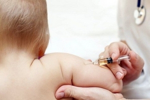 Bé hơn 4 tháng tuổi tử vong sau khi tiêm vắc xin