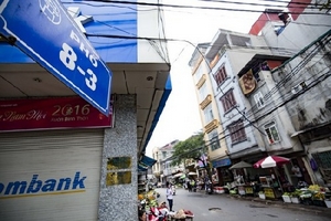 Thăm con phố mang tên 8/3 giữa lòng Hà Nội