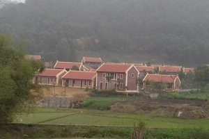 Xây biệt thự không phép ở Ba Vì: Ai là chủ dự án Điền Viên Thôn?