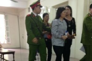 Suýt mất nhà, mất xe vì vay nặng lãi