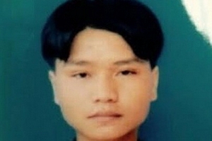 Cháu vác dao chém chết chủ nợ vì đòi tiền cậu