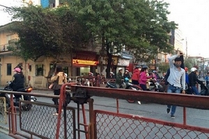 Nguy cơ mất an toàn giao thông trên hệ thống đường sắt ở Hải Phòng