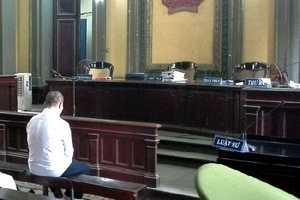 Nông dân biến thành sát nhân sau lời chê “rượu có cồn”