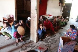 19 con bạc nữ mở sòng bài sát phạt ăn tiền