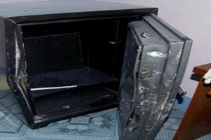 Đột nhập trụ sở Viễn thông Kon Tum, cạy 2 két sắt