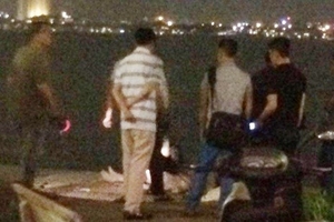 Hà Nội: Tá hoả phát hiện thi thể người phụ nữ nổi trên mặt hồ