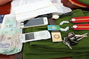 Giả danh Cảnh sát kinh tế giết người, cướp tài sản