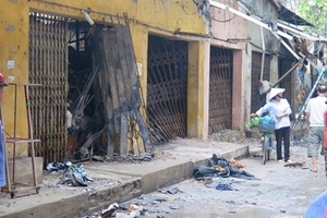 Hải Dương: Hỏa hoạn thiêu rụi 6 gian hàng